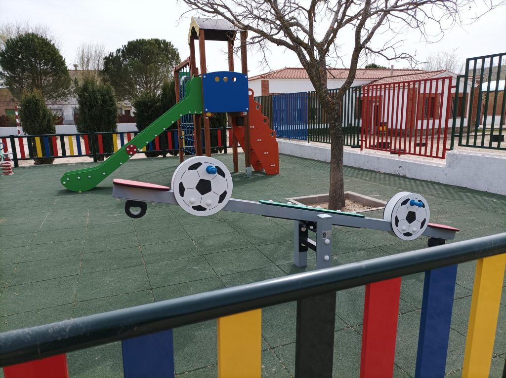 Parque infantil para colegio